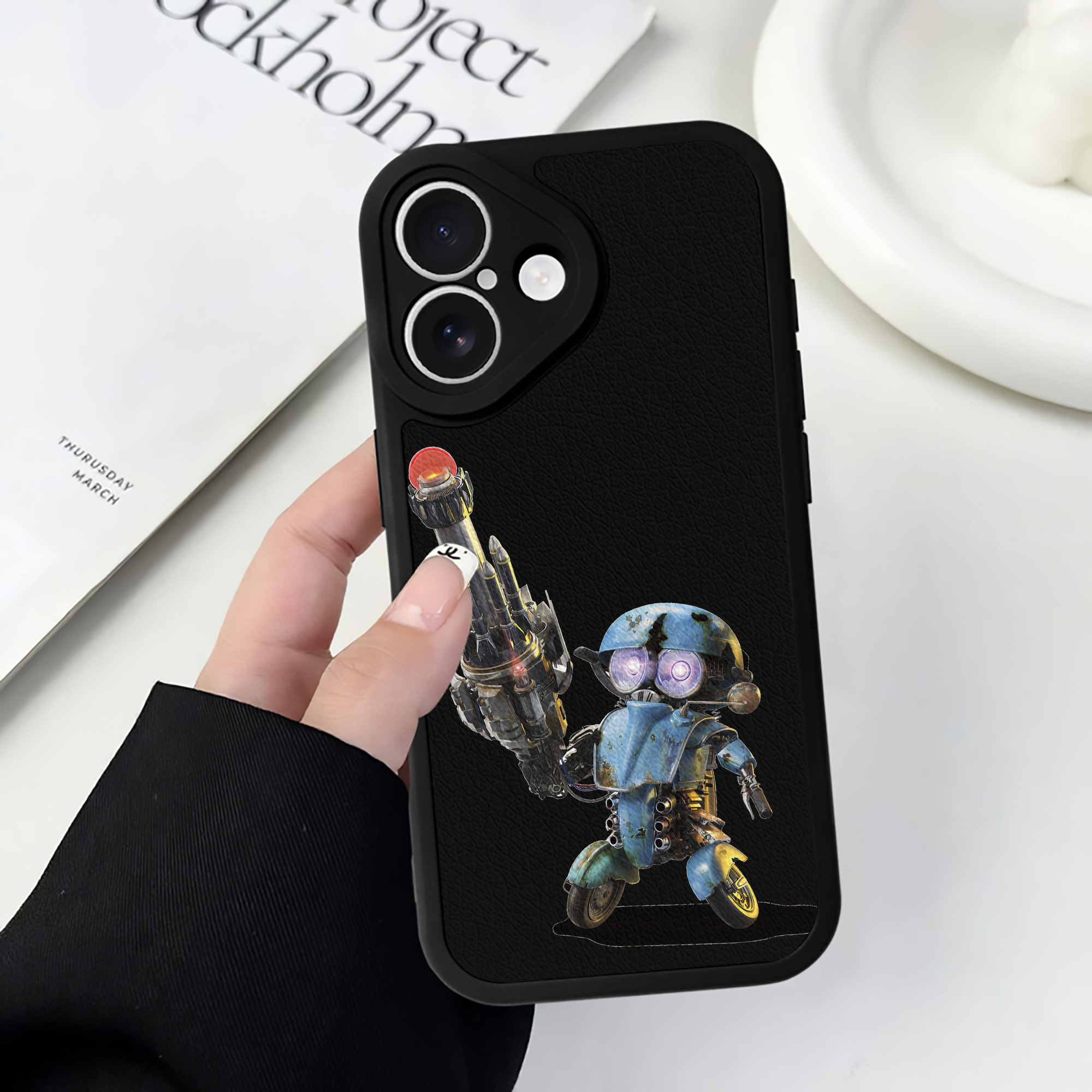 （画像用） Transformers トランスフォーマー 【iPhone 16シリーズ対応】シリコンスマホケース（レザー調） 材質：シリコン
